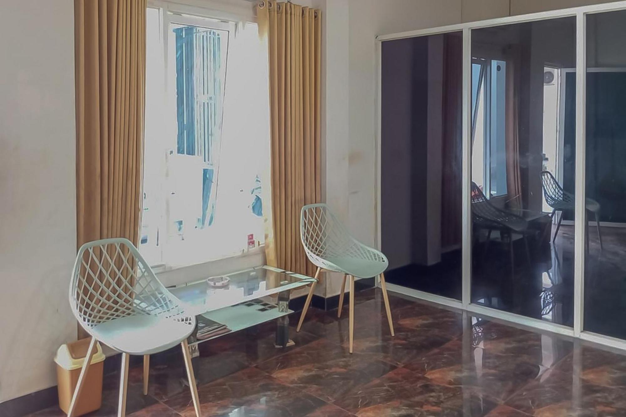 Waringin Guest House Tegal Mitra Reddoorz מראה חיצוני תמונה